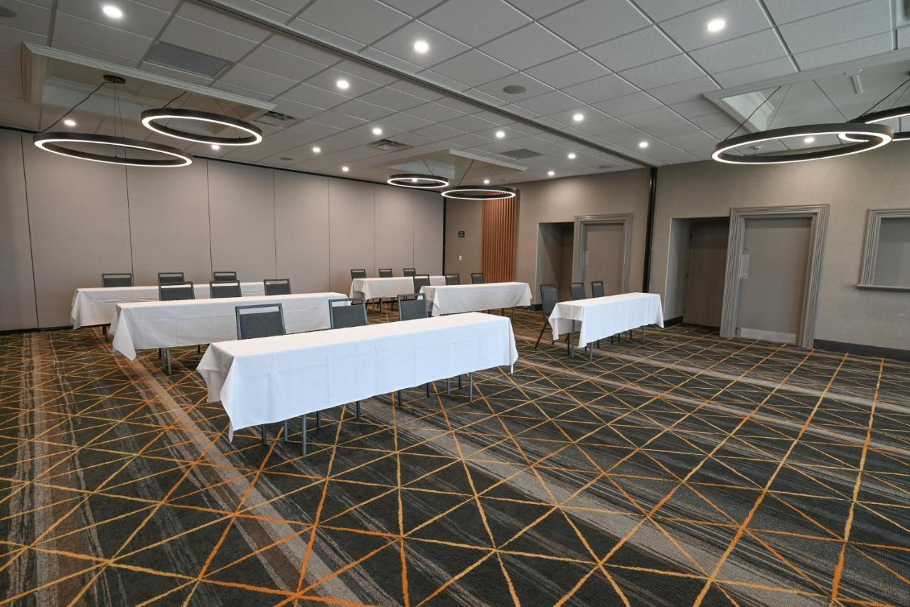 Holiday Inn Cleveland-Mayfield By Ihg Extérieur photo