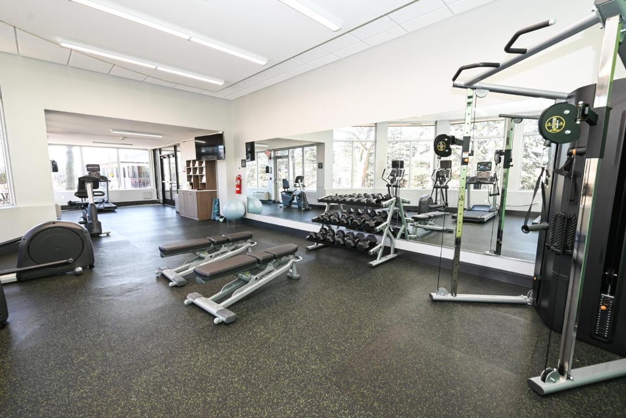 Holiday Inn Cleveland-Mayfield By Ihg Extérieur photo