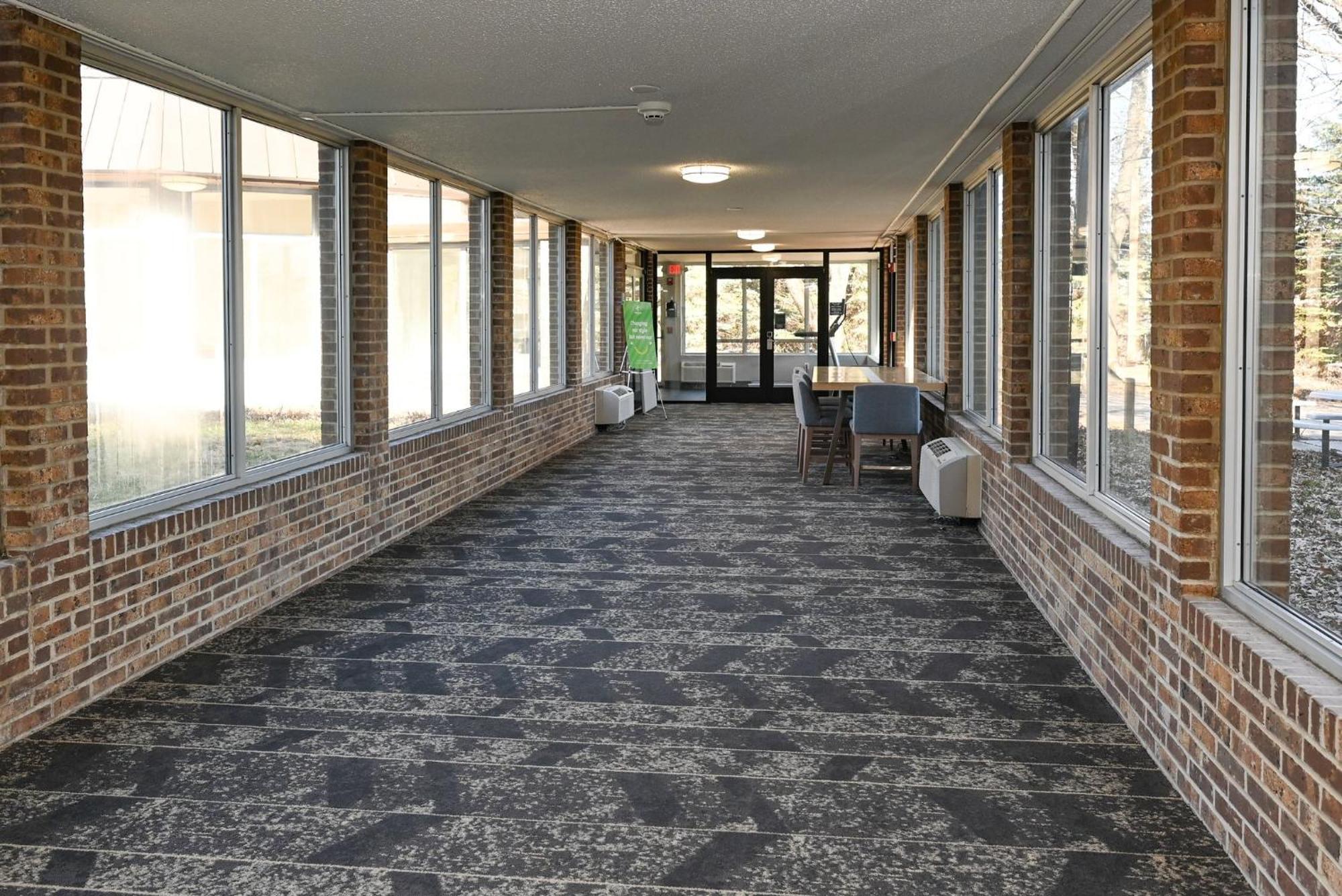 Holiday Inn Cleveland-Mayfield By Ihg Extérieur photo