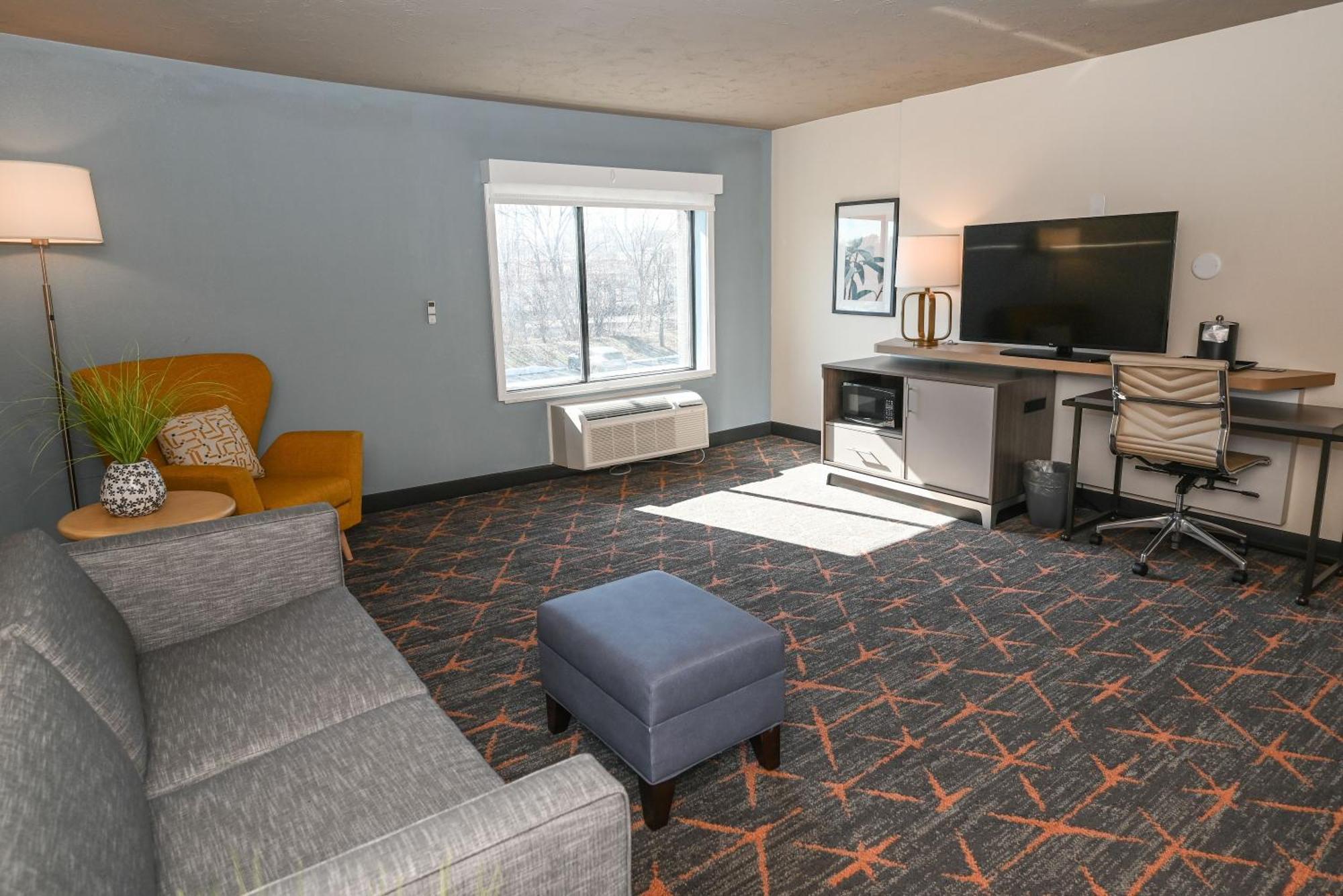 Holiday Inn Cleveland-Mayfield By Ihg Extérieur photo